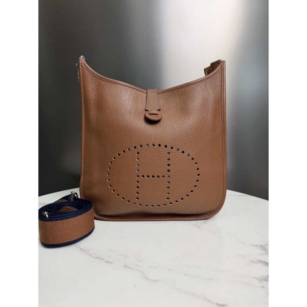 Evelyn Women Pre-Loved Bag Very Good Condition